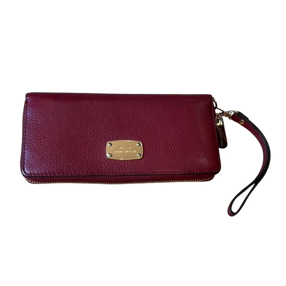 Michael Kors Medium Zip Around Wallet Wristlet Jet Set Red Cherry Color Leather - Picture 2 of 7